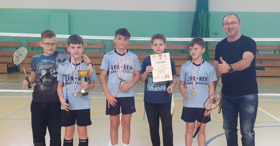 Mistrzostwo Będzina i złote medale Igrzysk Dzieci w badmintonie chłopców